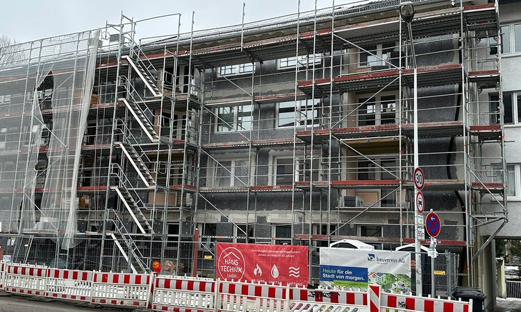 Modernisierung in der Heinrichstraße 108–112 Modernisierung in der Heinrichstraße 108–112